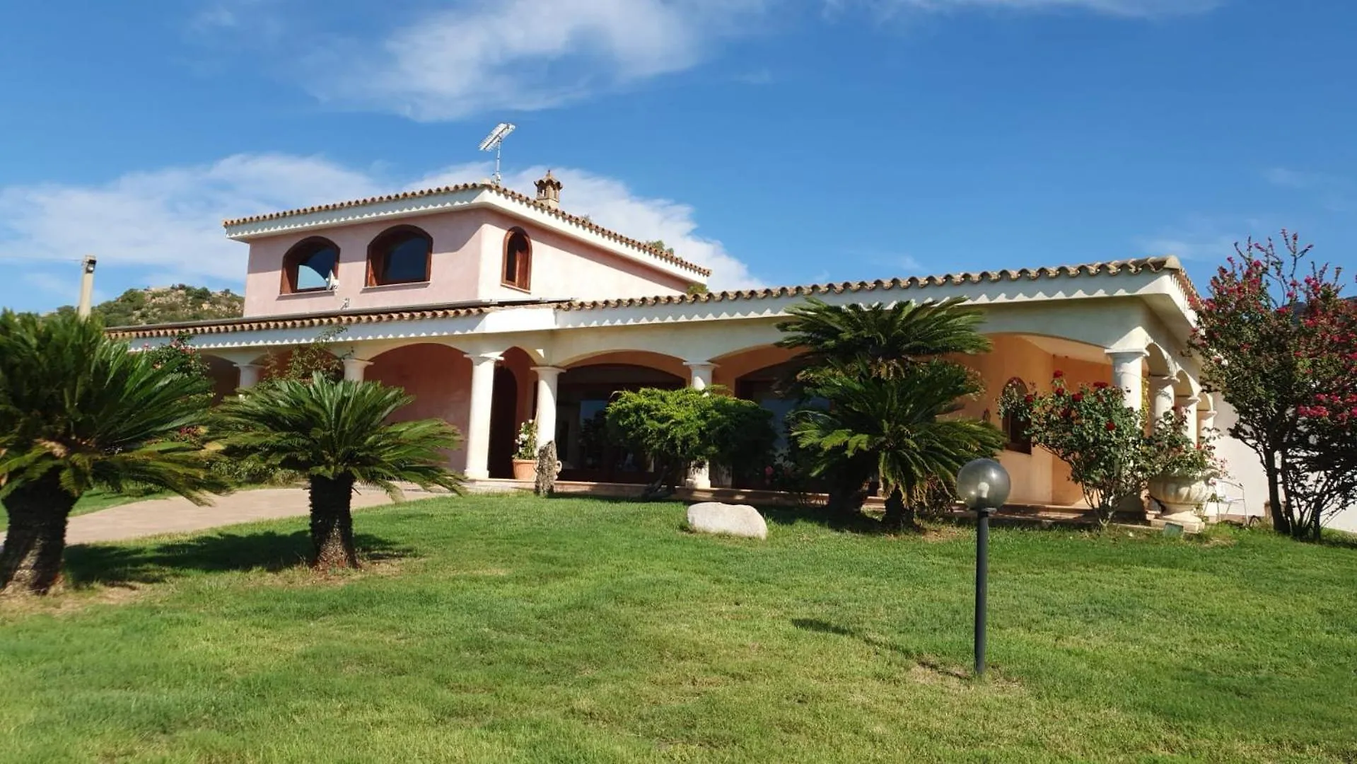 Villa Basoru San Vito  Itália